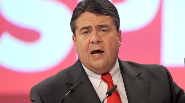 Phó Thủ tướng Đức: Tiếp nhận Hy Lạp vào Eurozone là "dại dột" ảnh 1