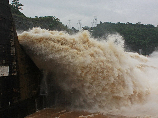 Xả lũ ẩu, Nhà máy thủy điện Bắc Hà phải bồi thường cho người dân ảnh 1
