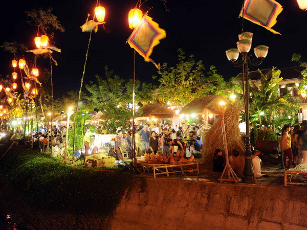 Hội An tổ chức nhiều chương trình đặc sắc đón Năm mới 2015 ảnh 1