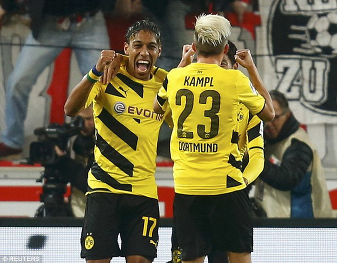 Kết quả: Dortmund nối dài mạch thắng, thăng hạng chóng mặt ảnh 1