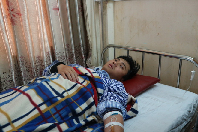 Hà Tĩnh: Bác sỹ bị người nhà bệnh nhân hành hung khi đang cấp cứu ảnh 2