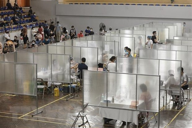 Hà Nội: Hướng đến mục tiêu 95% người dân được tiêm đủ vaccine COVID-19 ảnh 1