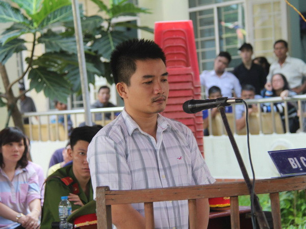 Lái xe tải cán chết cảnh sát giao thông nhận 6 năm tù giam ảnh 1