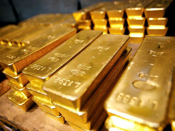 Giá vàng giao ngay hồi phục nhẹ sau bốn phiên giảm liên tiếp ảnh 1