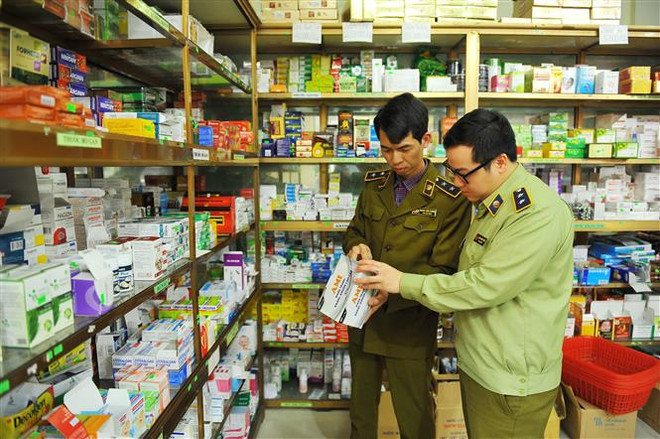 Các cơ sở kinh doanh dược triển khai biện pháp ứng phó với COVID-19 ảnh 1