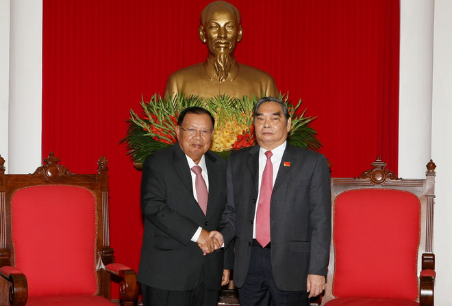 Làm hết sức mình vun đắp mối quan hệ đặc biệt Việt Nam-Lào ảnh 1