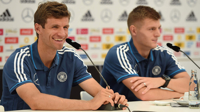 Người Đức nói gì trước 2 trận then chốt ở vòng loại EURO 2016? ảnh 1