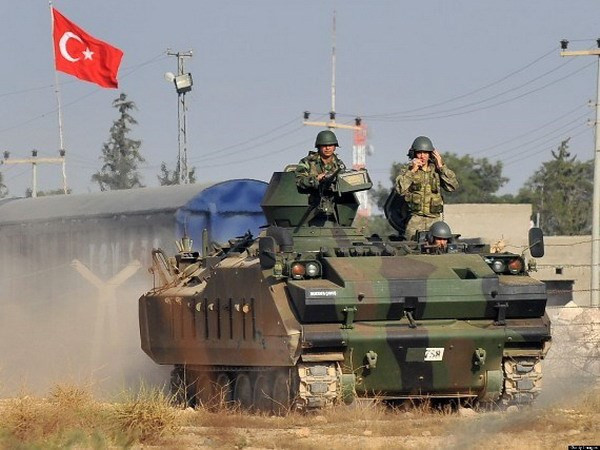 Thổ Nhĩ Kỳ cấp vũ khí cho lực lượng nổi dậy thánh chiến ở Syria ảnh 1
