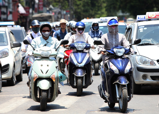 Hà Nội khẩn trương ứng phó với tình trạng nắng, nóng kéo dài ảnh 1