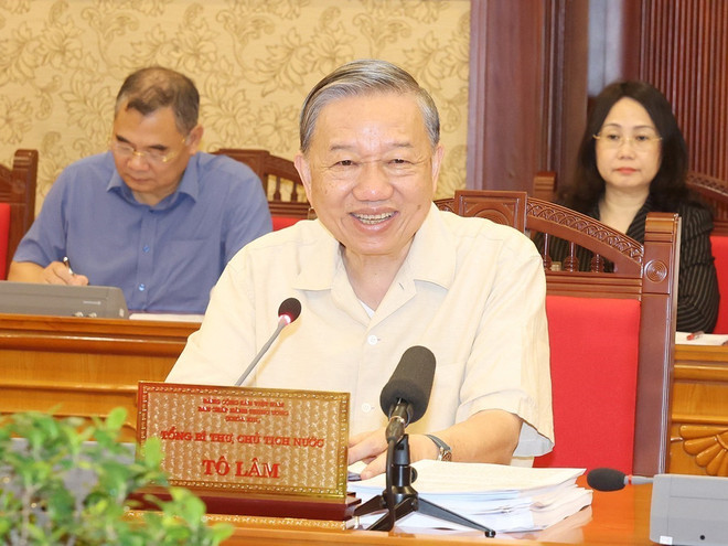 Tổng Bí thư, Chủ tịch nước Tô Lâm phát biểu kết luận. (Ảnh: Trí Dũng/TTXVN) ttxvn_tong bi thu hop bo chinh tri (3).jpg