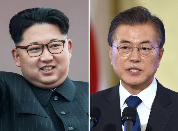 Nhà lãnh đạo Triều Tiên Kim Jong-un (trái) và Tổng thống Hàn Quốc Moon Jae-in (phải). (Nguồn: AFP/TTXVN) Không có thêm đối thoại cấp cao Hàn-Triều trước hội nghị thượng đỉnh ảnh 1