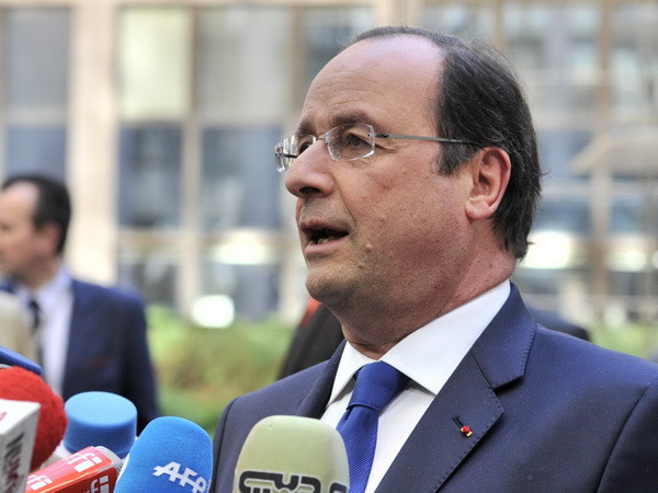 Tổng thống Pháp gặp trực tiếp Tổng thống Nga bàn về Ukraine ảnh 1