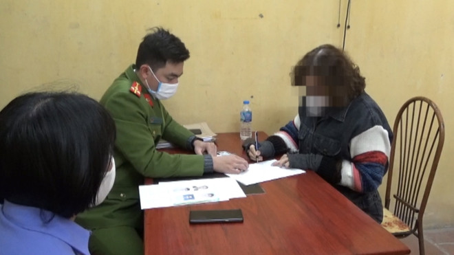 Tạm giam một nữ nhà báo trong vụ lừa đảo 1 tỷ đồng để "chạy" tàu cát ảnh 1