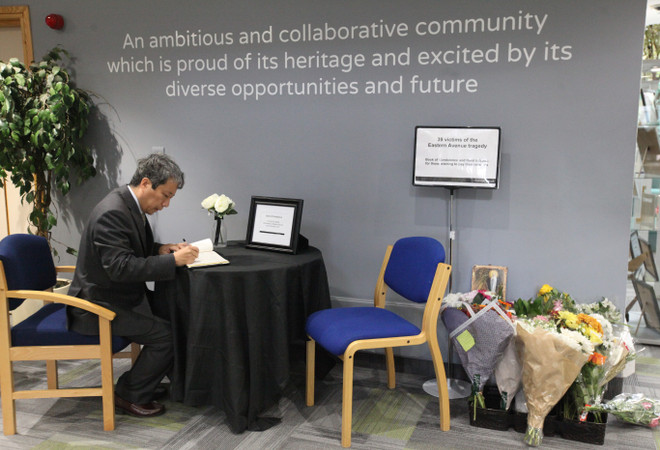 Đoàn sứ quán Việt Nam làm việc với cảnh sát Essex về vụ 39 thi thể ảnh 3