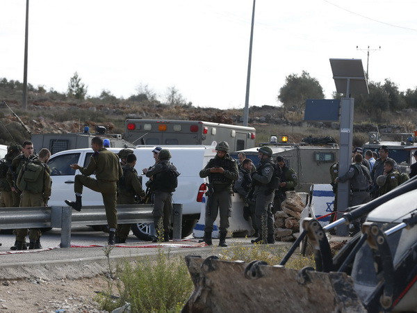 Người định cư Do Thái tấn công làng của Palestine ở Bờ Tây ảnh 1