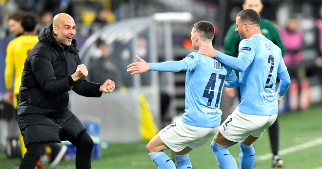 Chia điểm cùng Leeds, M.U giúp Man City rút ngắn ngày đăng quang ảnh 1