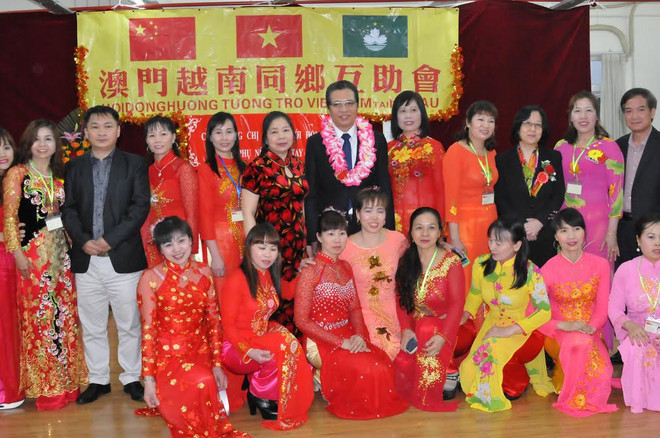 Đại sứ Việt Nam tại Trung Quốc thăm bà con người Việt tại Macau ảnh 1