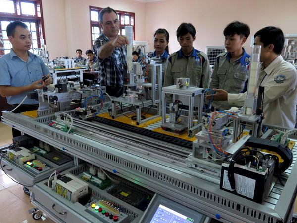 Ngọn nguồn nghịch lý cung-cầu lao động tại Thành phố Hồ Chí Minh ảnh 1