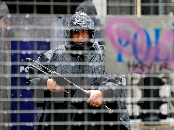 Quốc hội Thổ Nhĩ Kỳ kéo dài tình trạng khẩn cấp thêm 3 tháng ảnh 1