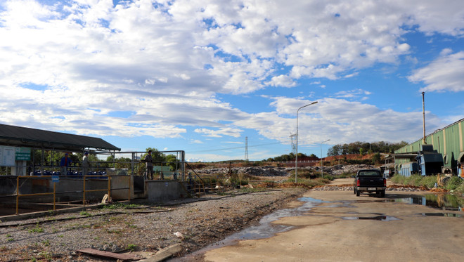 Kon Tum: Nhà máy nghìn tỷ đồng nhưng xử lý rác thải thủ công ảnh 2