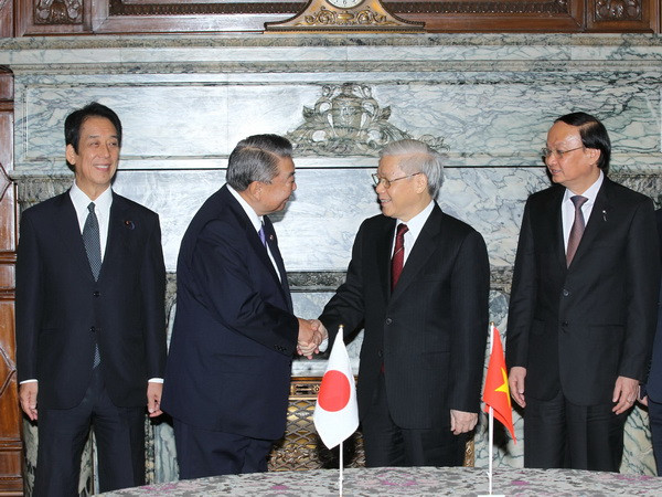 Nhật Bản và Việt Nam cần hợp tác duy trì hòa bình trên biển ảnh 1