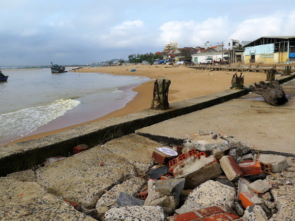 Phú Yên: Cảng cá xuống cấp nghiêm trọng khiến ngư dân gặp khó ảnh 1