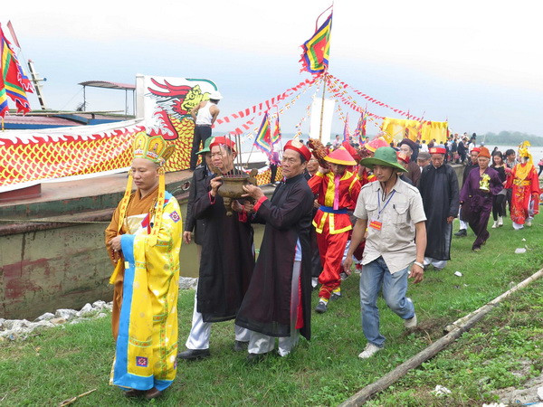 Khai hội Đền Trần Thái Bình và đón nhận Bằng xếp hạng di tích ảnh 1