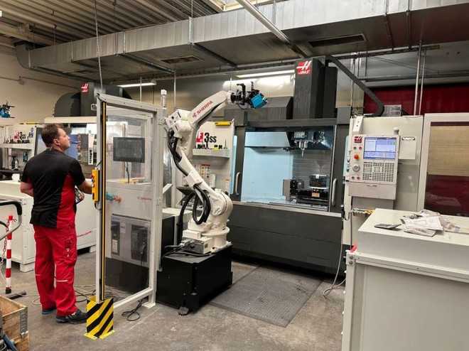 Thiếu lao động, các doanh nghiệp Đức sử dụng robot thay thế ảnh 2