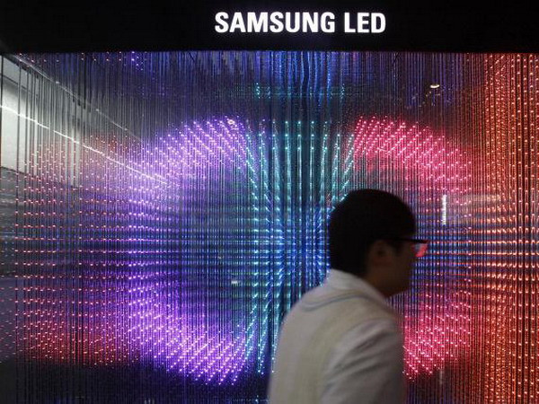Ảnh minh họa. (Nguồn: AP) Samsung từ bỏ kinh doanh đèn LED ở thị trường nước ngoài ảnh 1