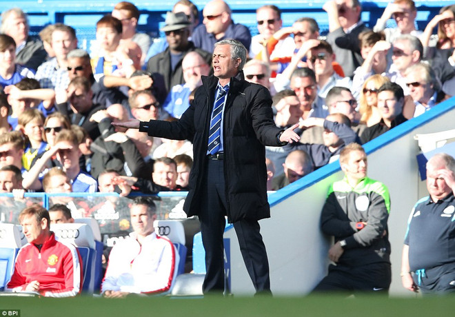 Van Gaal và Mourinho nói gì về kết quả đại chiến Chelsea-M.U? ảnh 1