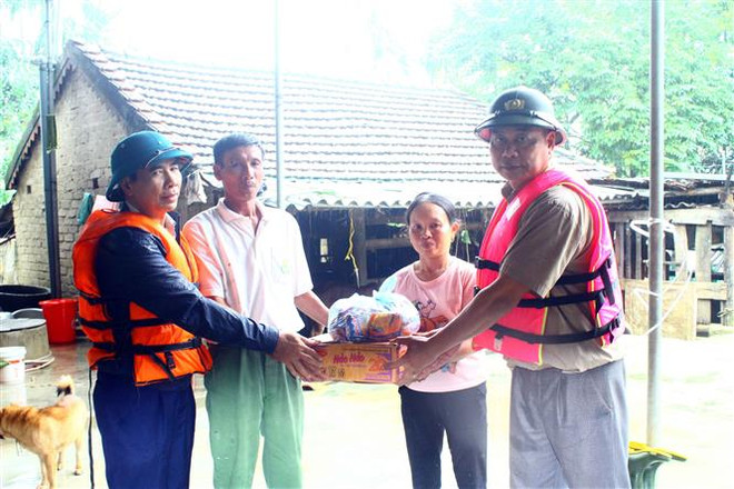 Nghệ An: Thanh Chương nước đã rút, Hưng Nguyên bị cô lập hoàn toàn ảnh 1