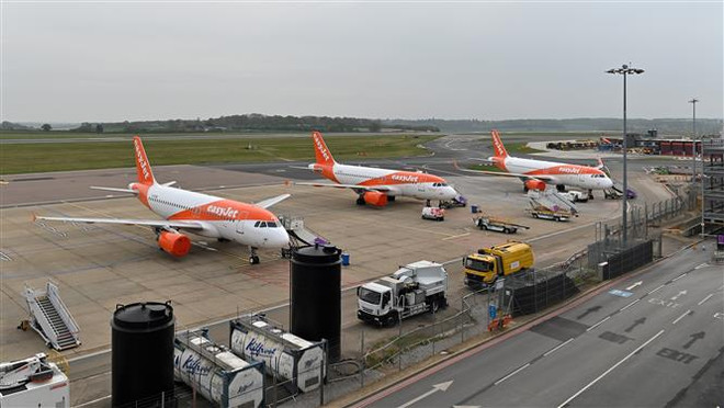 Gần 200 sân bay quy mô nhỏ tại châu Âu đối mặt tình trạng vỡ nợ ảnh 1