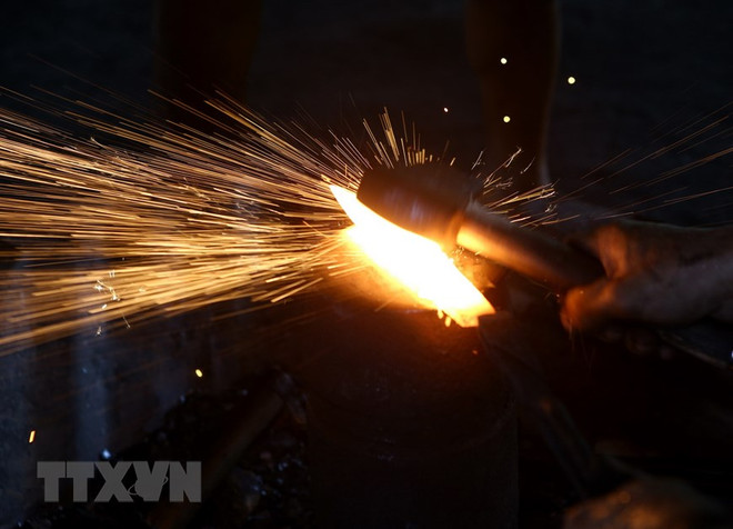 Độc đáo kỹ thuật rèn dao truyền thống Ngan Dừa ở Bạc Liêu ảnh 1