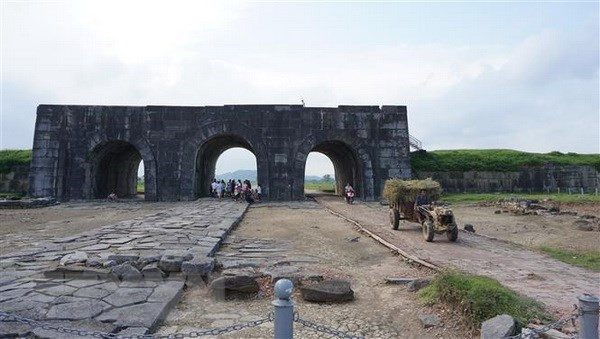 Thanh Hóa: Phát hiện dấu tích kiến trúc độc đáo ở Thành nhà Hồ ảnh 1