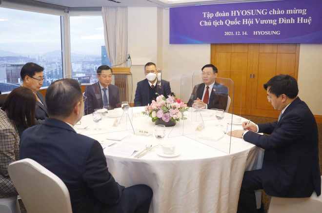 Chủ tịch Quốc hội làm việc với Phó Chủ tịch Tập đoàn Hyosung ảnh 4