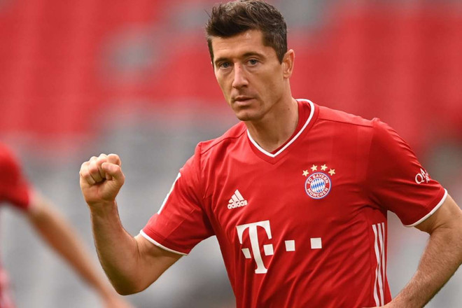 Bundesliga: Bayern tiếp tục 'hủy diệt,' Dortmund thắng derby vùng Ruhr ảnh 1