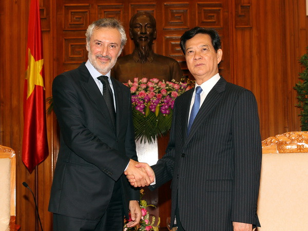 Thủ tướng Nguyễn Tấn Dũng tiếp Đại sứ Italy đến chào từ biệt ảnh 1