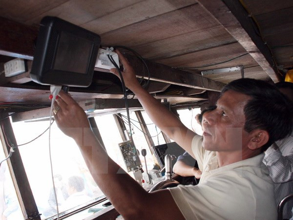 Bà Rịa-Vũng Tàu lắp thiết bị kết nối vệ tinh Movimar cho tàu cá ảnh 1