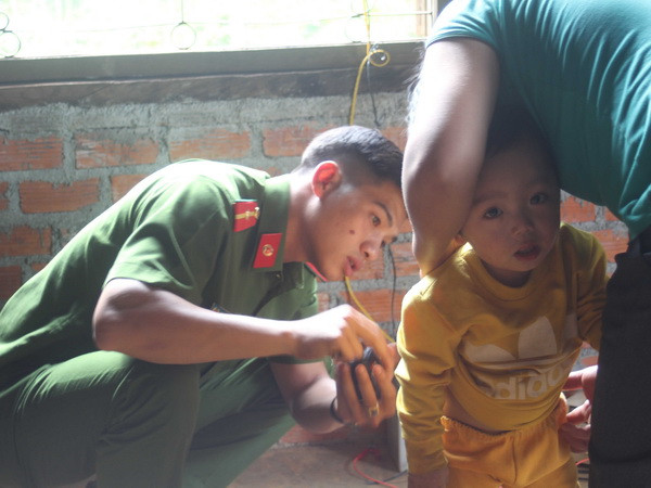 Không xử lý hình sự vụ bảo mẫu bạo hành trẻ em ở Đắk Nông ảnh 1