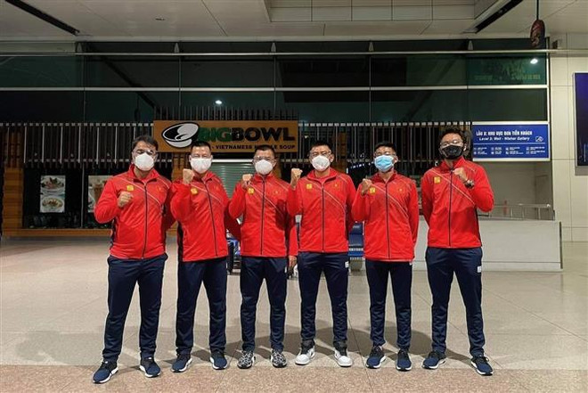 Tuyển quần vợt Việt Nam lên đường dự giải đồng đội quốc tế Davis Cup ảnh 1