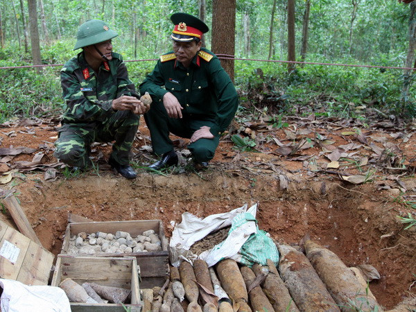 Hàn Quốc sẽ hỗ trợ Việt Nam khắc phục hậu quả bom mìn ảnh 1