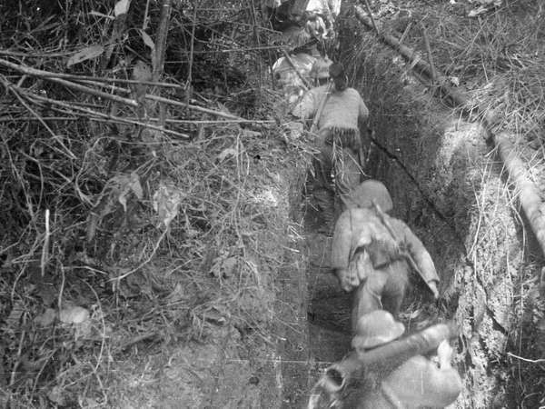 Một thời “khoét núi, ngủ hầm" làm nên Chiến thắng Điện Biên ảnh 1