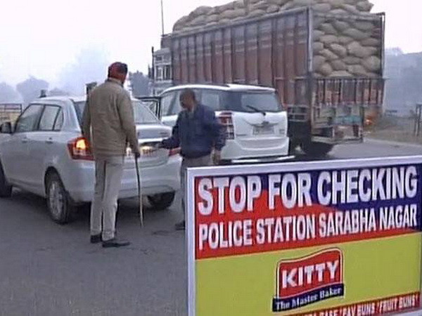 Ấn Độ ban bố tình trạng báo động cao dọc cao tốc Pathankot-Jammu ảnh 1