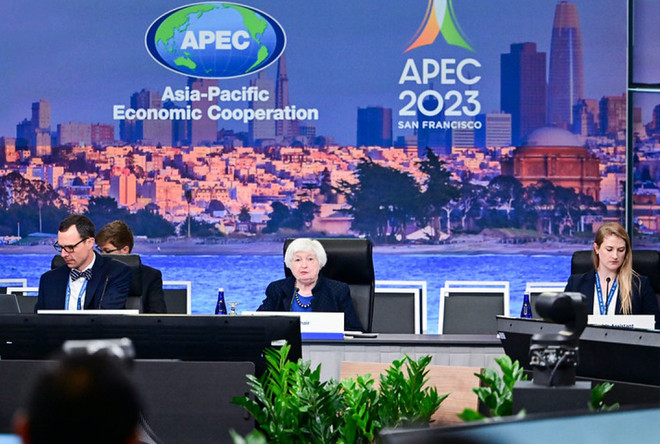 Các thành viên APEC tiếp tục thúc đẩy tăng trưởng bền vững và toàn diện, thông qua việc kết hợp kinh tế trọng cung hiện đại, huy động và liên kết tài chính để đạt được các mục tiêu về khí hậu và bền vững cũng như hỗ trợ cho sự phát triển có trách nhiệm của tài sản kỹ số trong khu vực. (Ảnh: BTC/Vietnam+) z4878392863850_5b7dbd0313a98b9b02aa4fc6f7213929.jpg