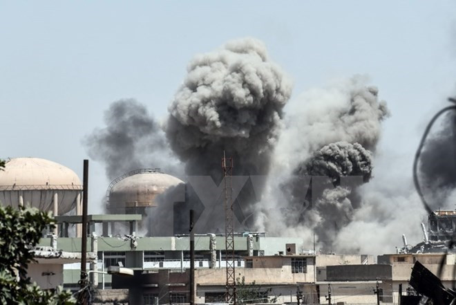 Iraq: Chống cự trong tuyệt vọng, IS chuyển sang đánh bom tự sát ảnh 1