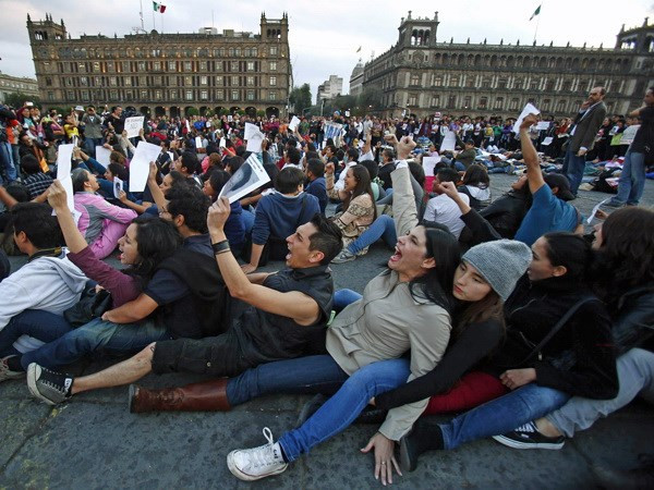 Mexico phát hiện chứng cứ quan trọng vụ 43 sinh viên mất tích ảnh 1