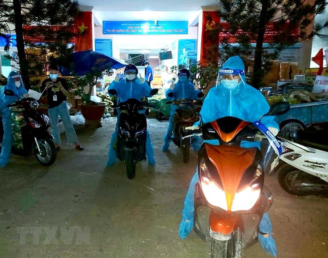 Ấm áp tình người trong tâm dịch ở TP.HCM: Hành động đẹp mỗi ngày ảnh 2