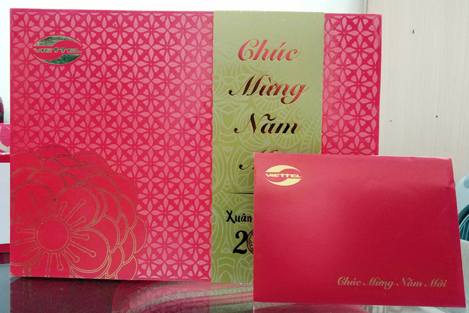 Viettel tặng khách hàng VIP món quà dịp năm mới nhiều ý nghĩa ảnh 1