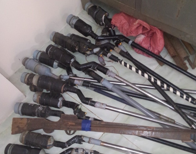 Đặc nhiệm TP. HCM phá đường dây mua bán hung khí lớn ảnh 1