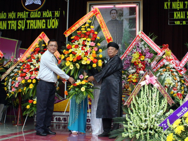 Đại lễ kỷ niệm 75 năm Ngày khai sáng đạo Phật giáo Hòa Hảo ảnh 1